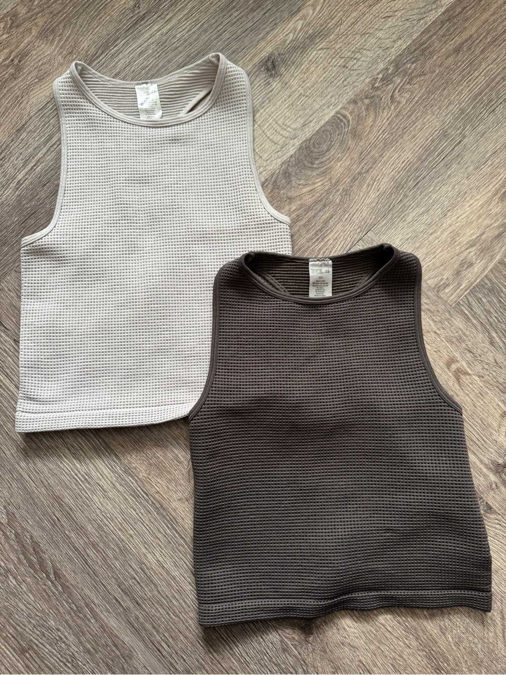 BKE Buckle Waffle Tank Top Set - Crop tank top